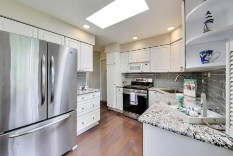 605 North Rohlwing Road Palatine IL 60074