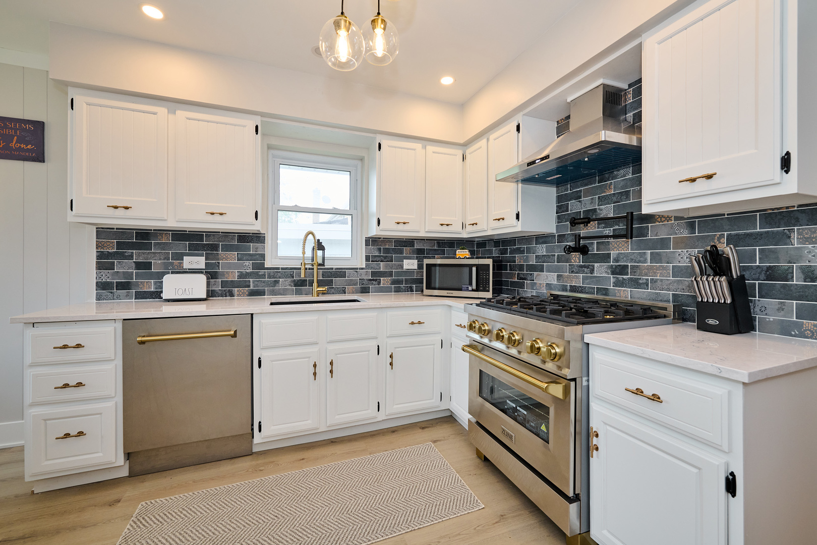 4555 Cleveland Street Skokie IL 60076