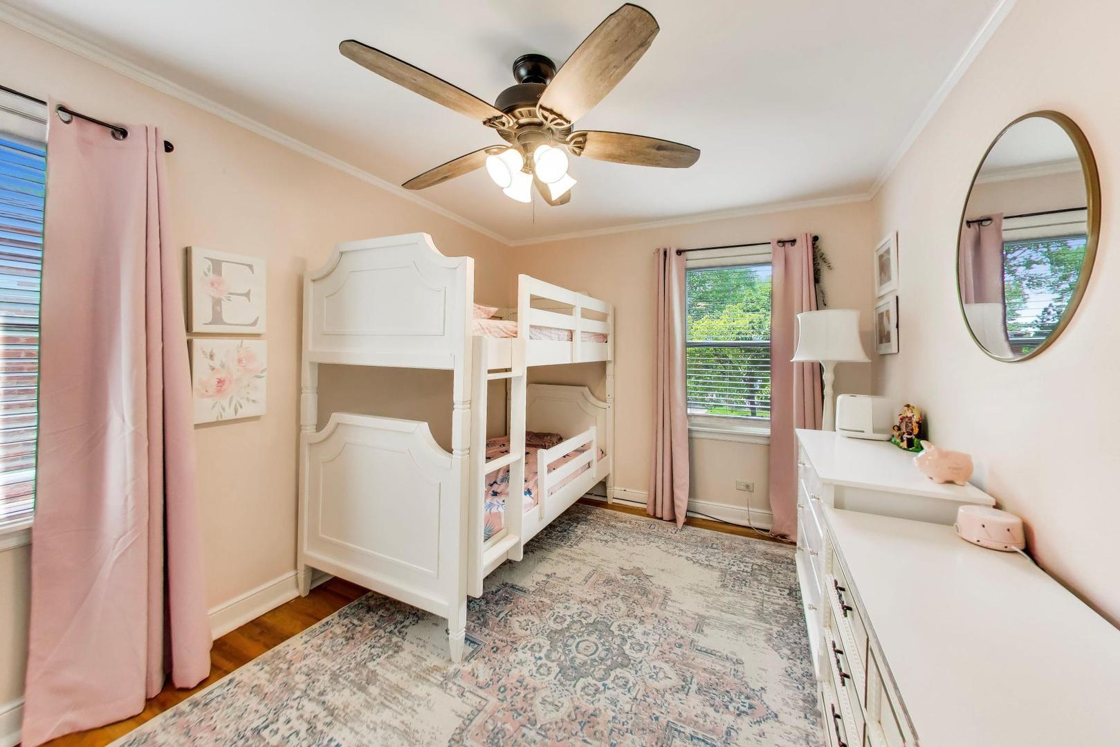 9925 South Maplewood Avenue Chicago IL 60655