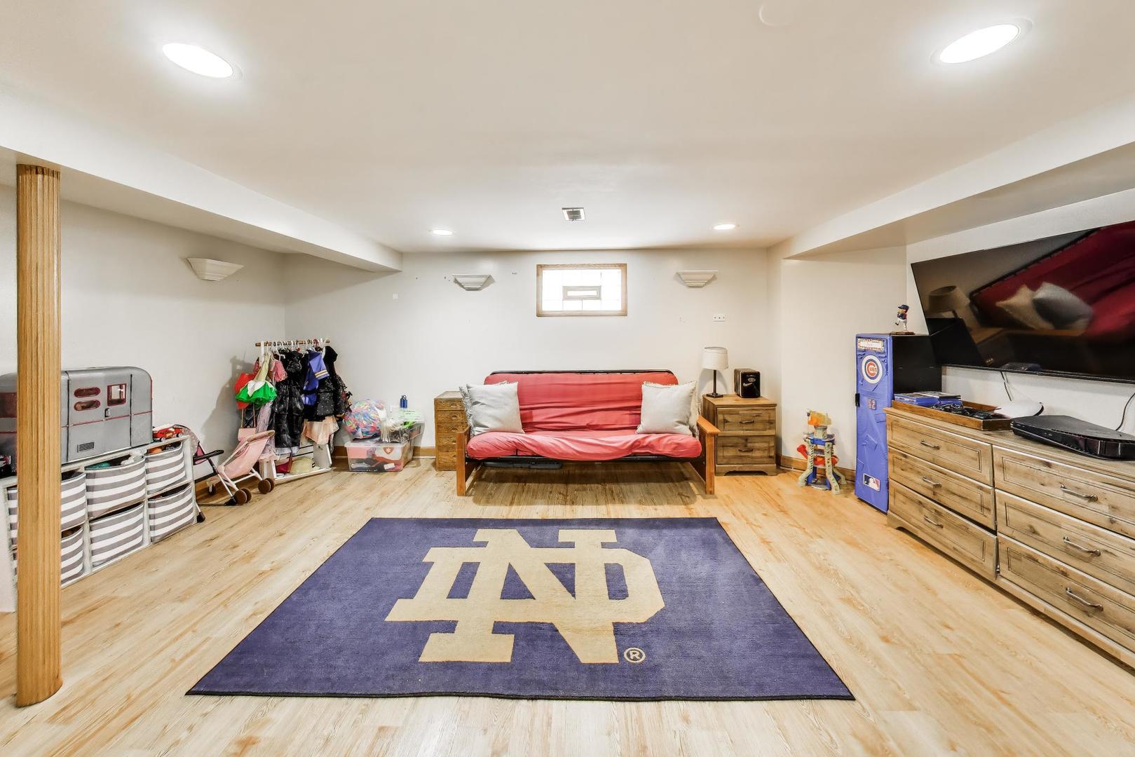 9925 South Maplewood Avenue Chicago IL 60655
