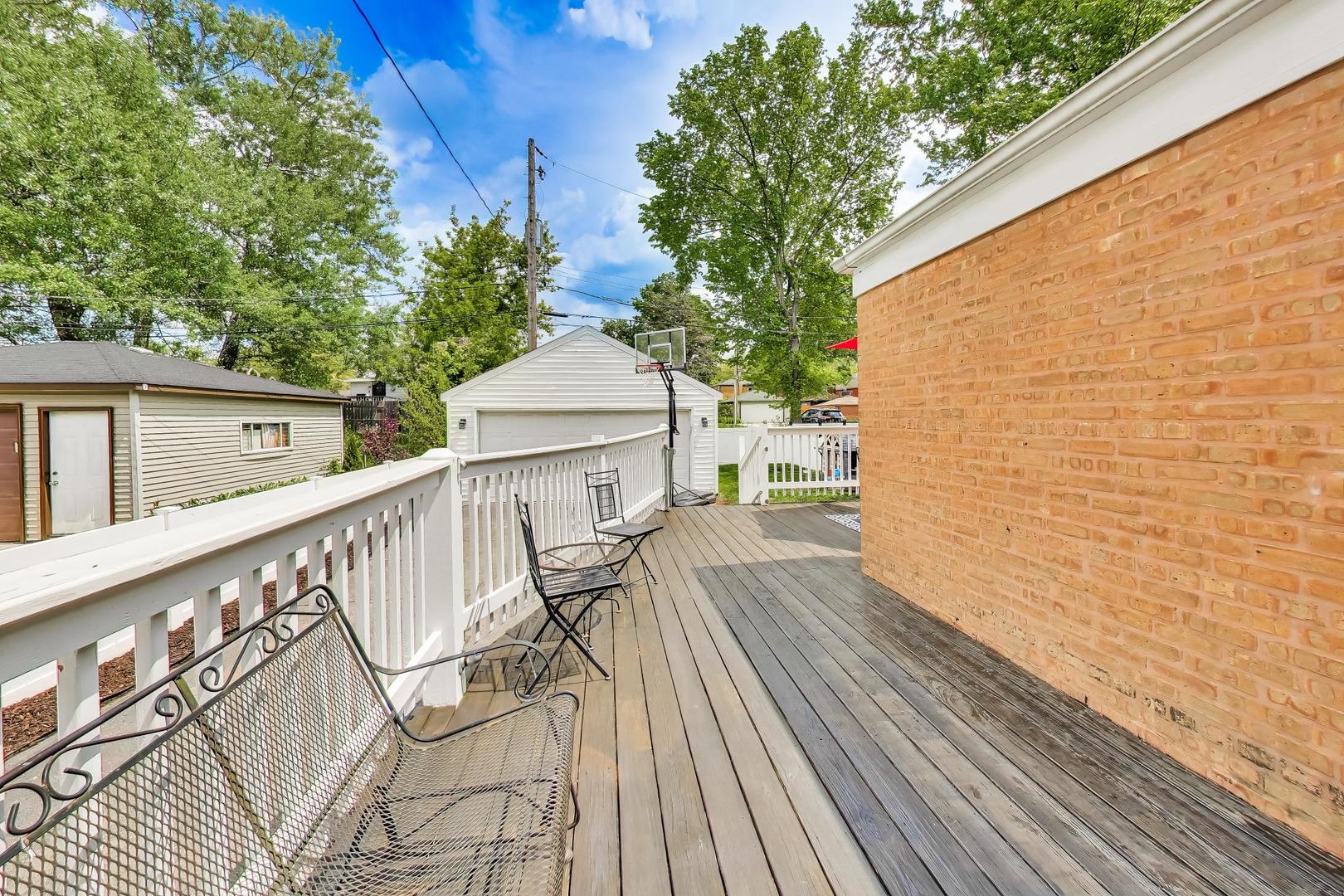 9925 South Maplewood Avenue Chicago IL 60655