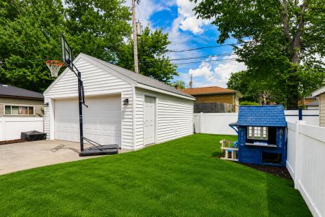 9925 South Maplewood Avenue Chicago IL 60655