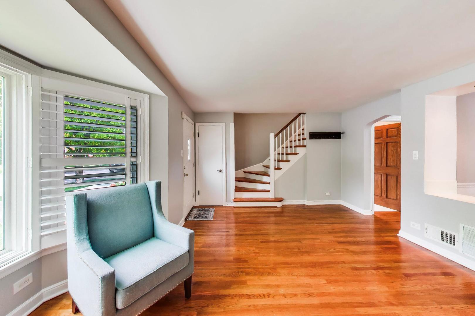 9925 South Maplewood Avenue Chicago IL 60655