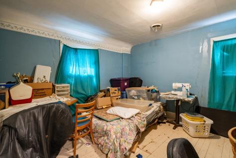 217 12TH Street East Moline IL 61244