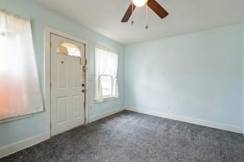 217 12TH Street East Moline IL 61244