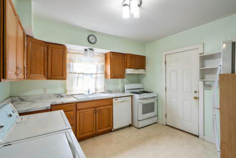 217 12TH Street East Moline IL 61244