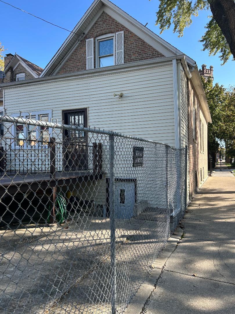 900 North Springfield Avenue Chicago IL 60651