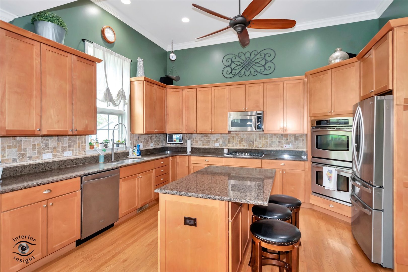 5952 Woodward Avenue Downers Grove IL 60516