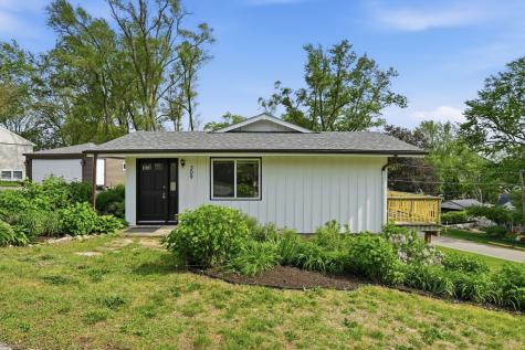 3624 Eastway Drive Island Lake IL 60042