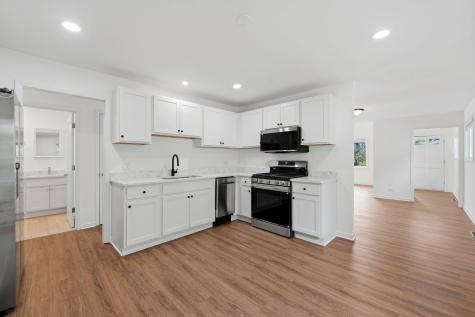 3624 Eastway Drive Island Lake IL 60042