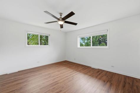 3624 Eastway Drive Island Lake IL 60042