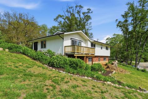 3624 Eastway Drive Island Lake IL 60042