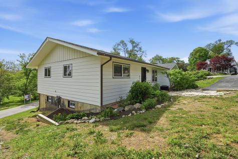 3624 Eastway Drive Island Lake IL 60042