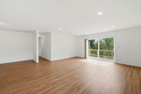 3624 Eastway Drive Island Lake IL 60042