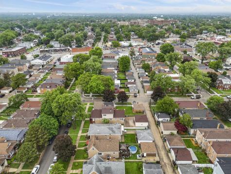 3707 Kenilworth Avenue Berwyn IL 60402