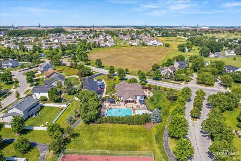 1016 Bayhill Lane Shorewood IL 60404