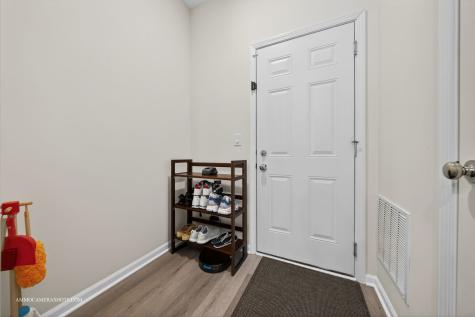 534 Watercress Drive Aurora IL 60504