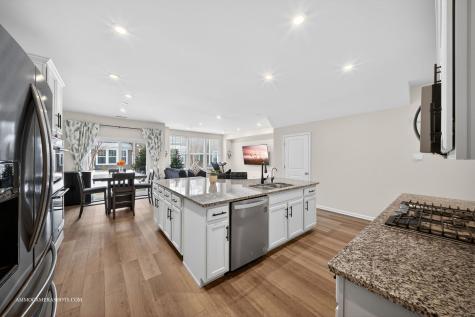 534 Watercress Drive Aurora IL 60504