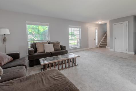 19825 South Farmington Lane Frankfort IL 60423