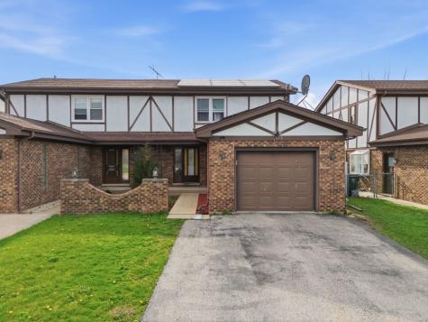 1038 South Hunt Club Drive Mount Prospect IL 60056