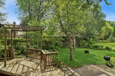 327 West Hawley Street Mundelein IL 60060