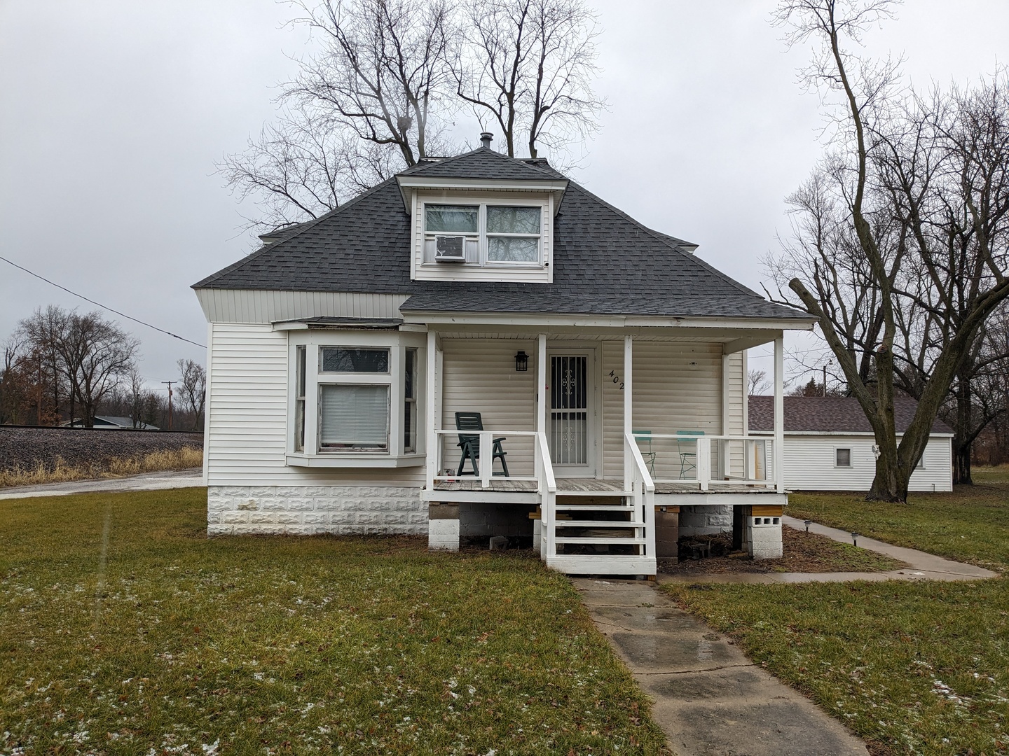 402 North 1st Street Watseka IL MLS 11958827 60,900 McColly