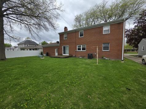 1706 16TH Avenue Sterling IL 61081