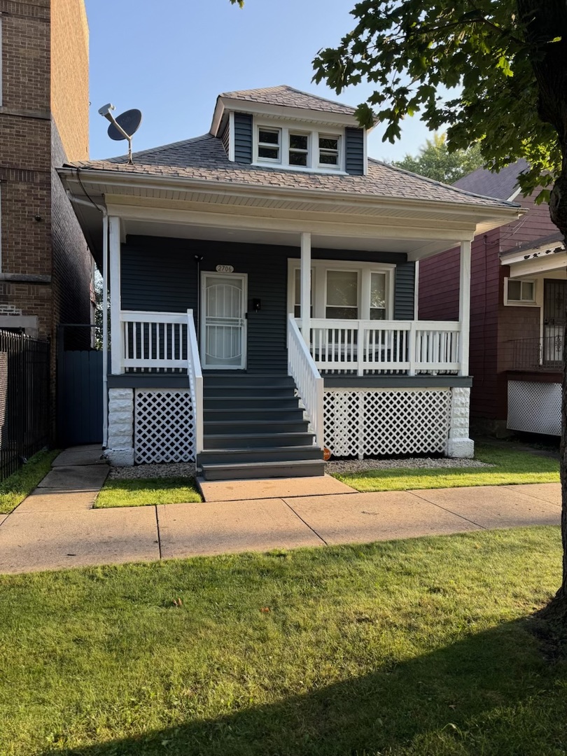 2706 East 78th Street Chicago IL 60649