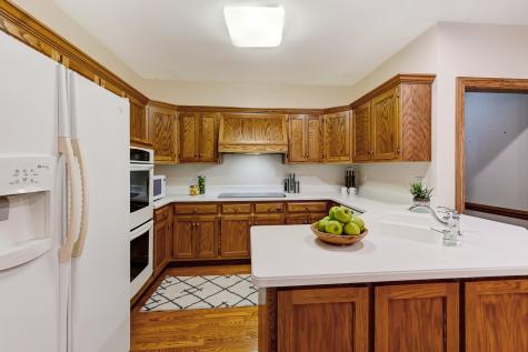 68 Berkshire Court Burr Ridge IL 60527
