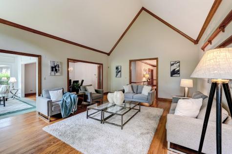 68 Berkshire Court Burr Ridge IL 60527