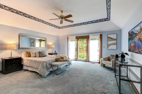 68 Berkshire Court Burr Ridge IL 60527
