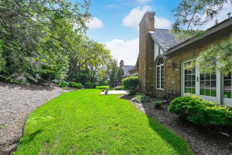 68 Berkshire Court Burr Ridge IL 60527
