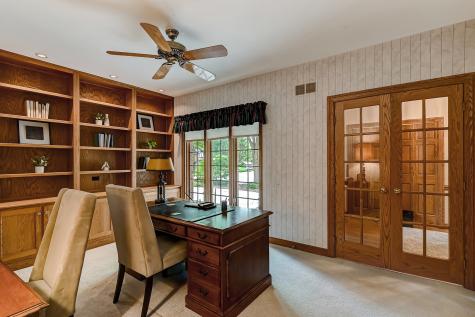 68 Berkshire Court Burr Ridge IL 60527