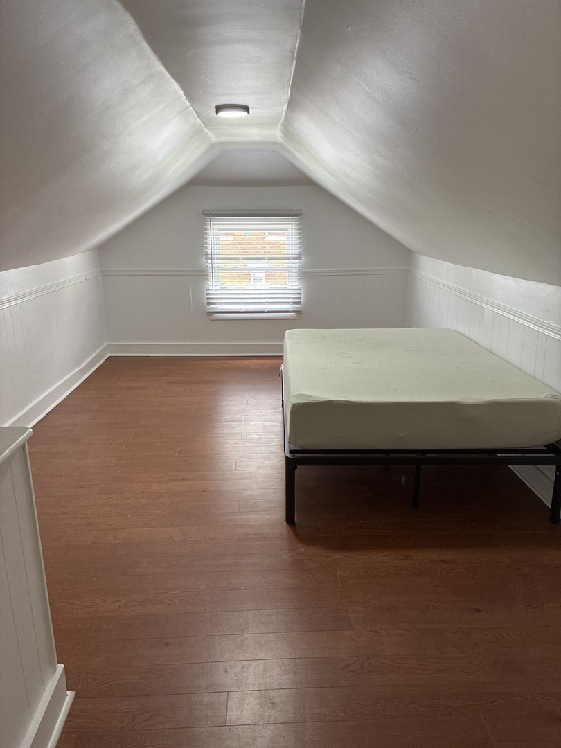 5230 West 51st Street Chicago IL 60638