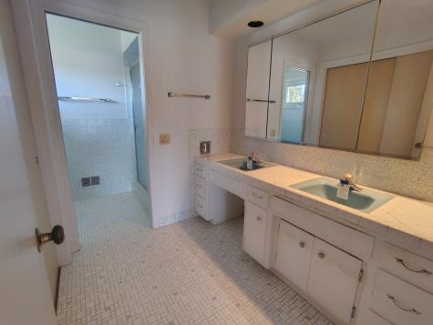 1027 Meadowlark Lane Glenview IL 60025