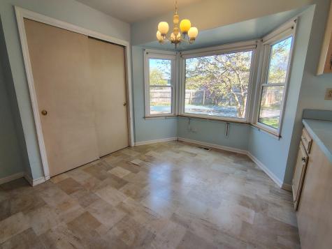 1027 Meadowlark Lane Glenview IL 60025