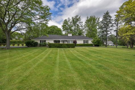 1812 Prestwick Drive Inverness IL 60067