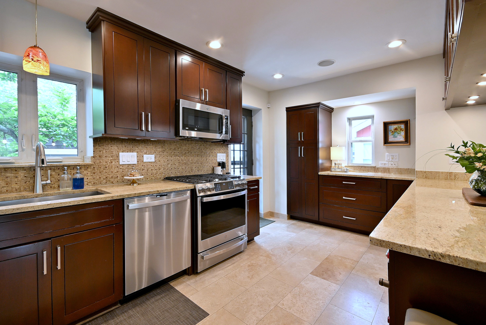 114 South Poplar Avenue Elmhurst IL 60126