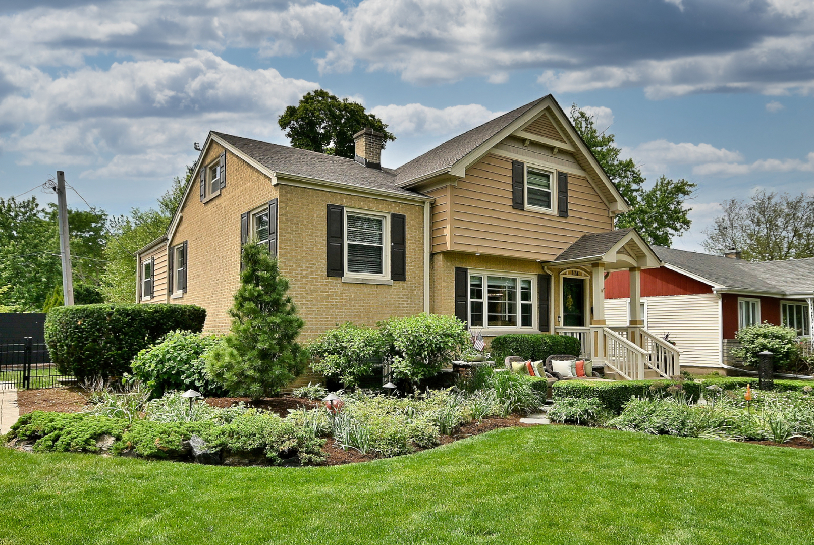 114 South Poplar Avenue Elmhurst IL 60126