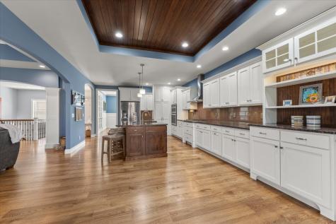 1310 White Oak Road Mahomet IL 61853
