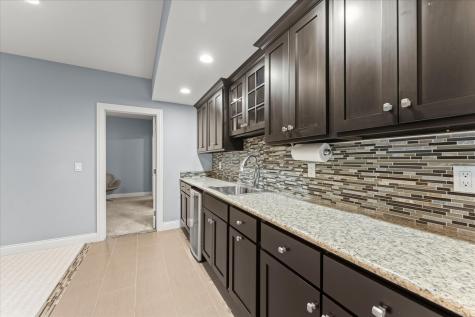 1310 White Oak Road Mahomet IL 61853