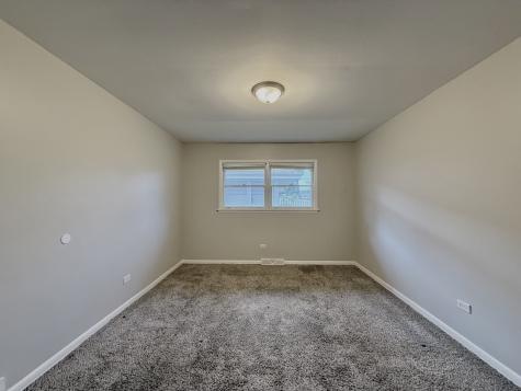 17006 University Avenue South Holland IL 60473