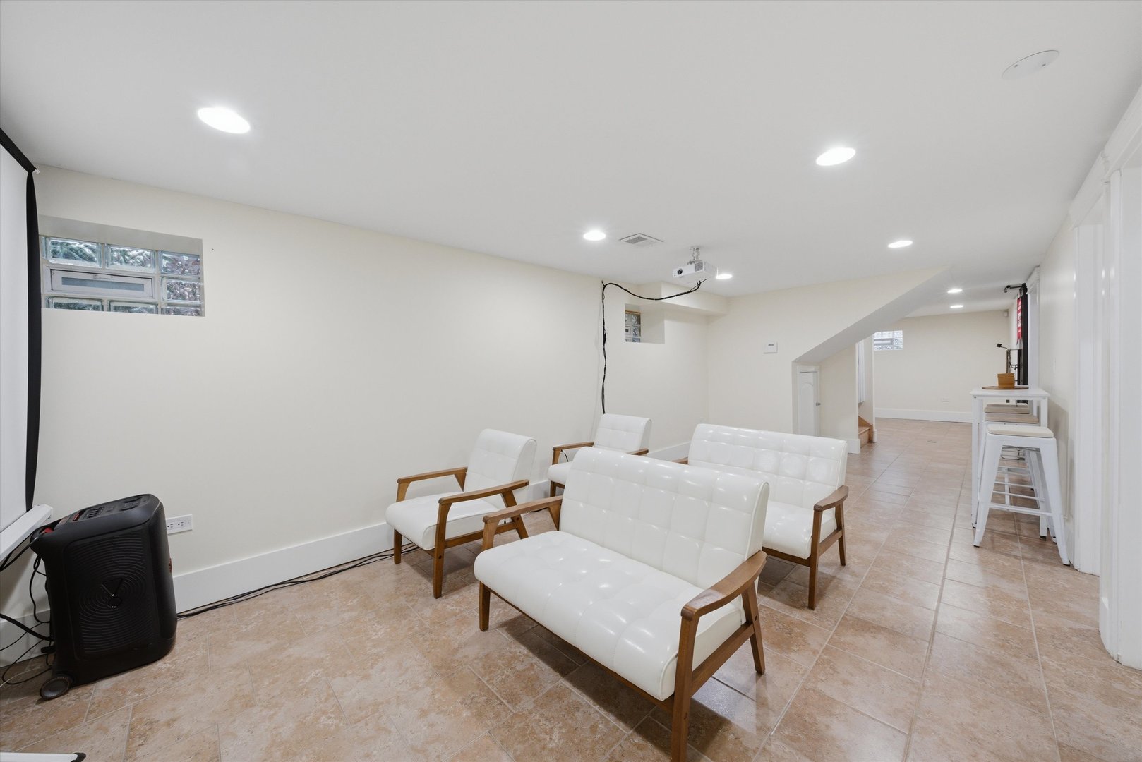 6638 South Karlov Avenue Chicago IL 60629
