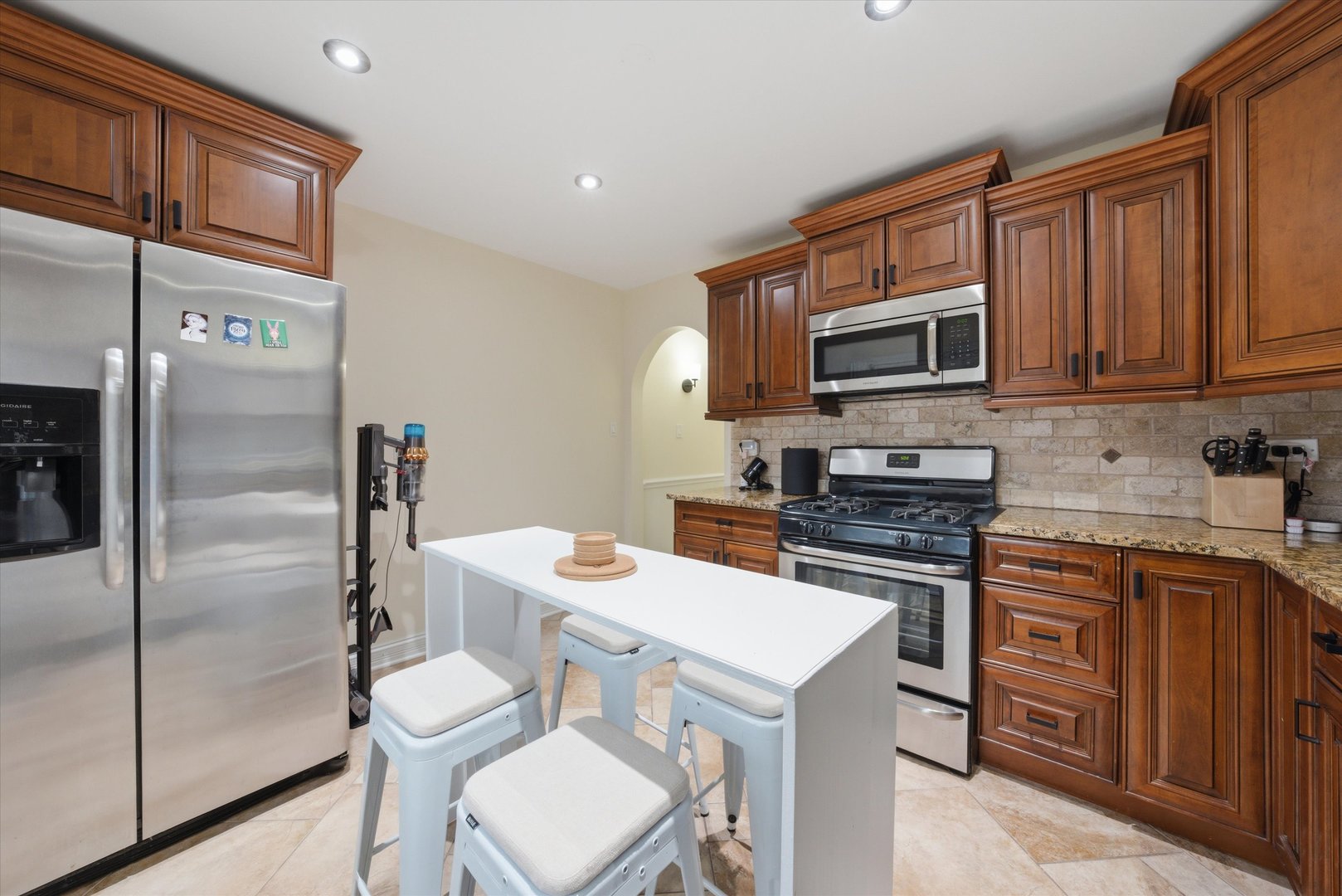 6638 South Karlov Avenue Chicago IL 60629