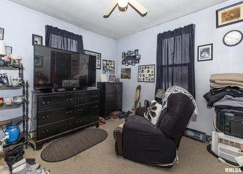 116 West Garfield Street Kewanee IL 61443