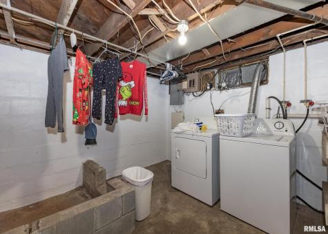 116 West Garfield Street Kewanee IL 61443