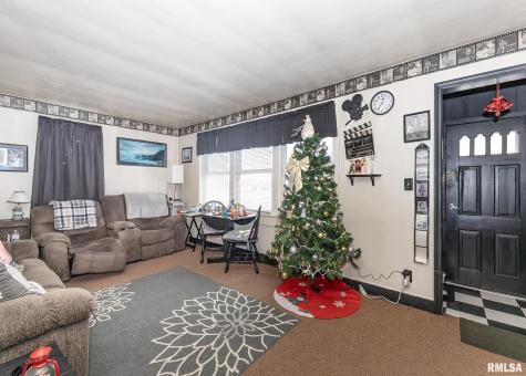 116 West Garfield Street Kewanee IL 61443