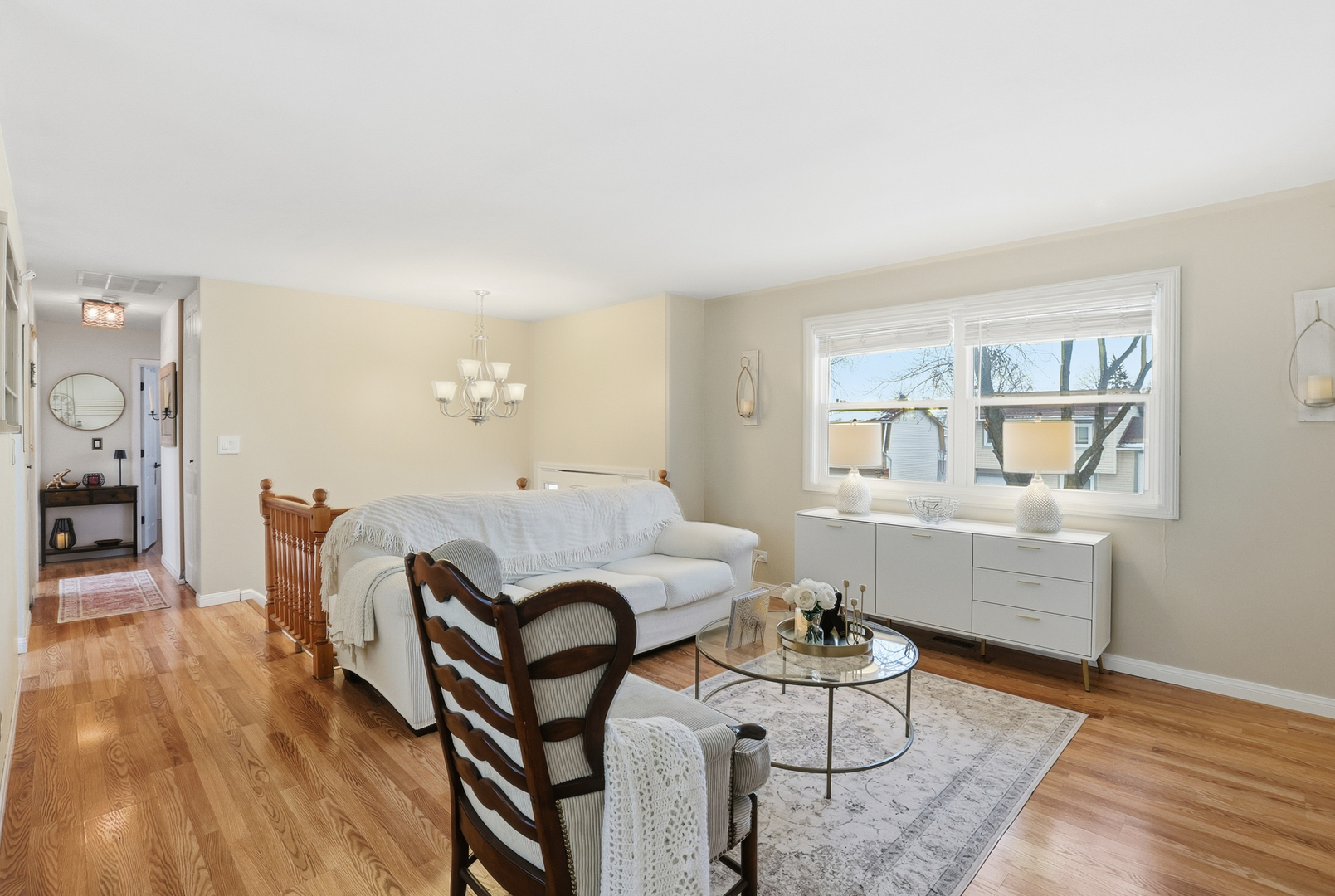 72 West Nevada Avenue Glendale Heights IL 60139