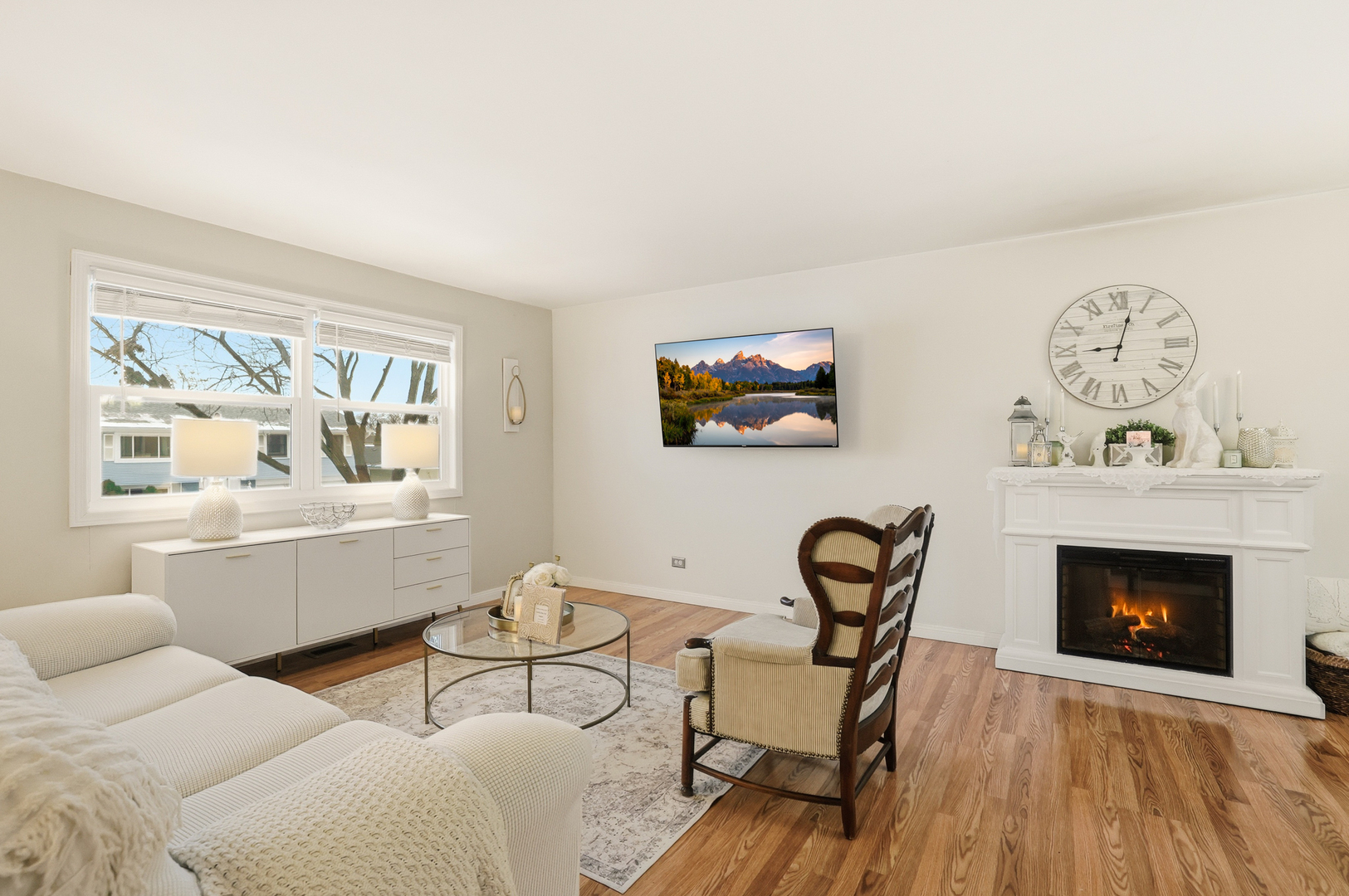 72 West Nevada Avenue Glendale Heights IL 60139