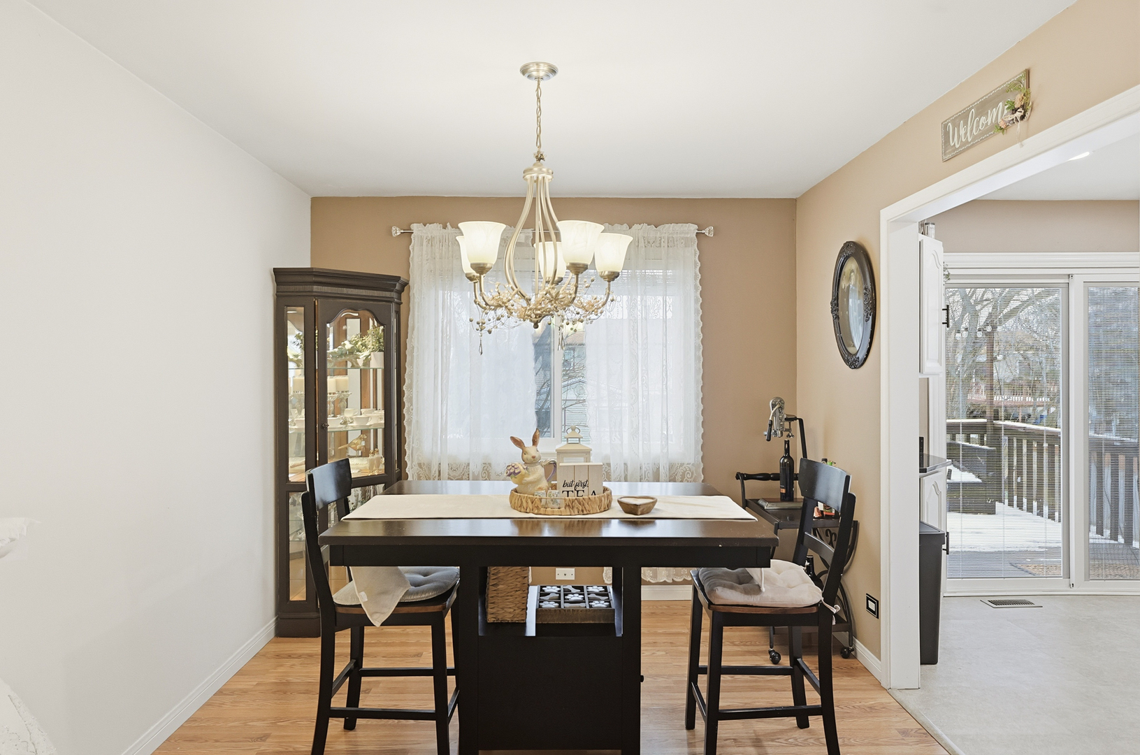 72 West Nevada Avenue Glendale Heights IL 60139